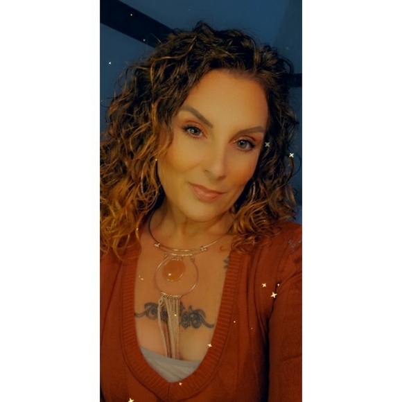 Meet your Posher, Tara - Picture 1 of 1